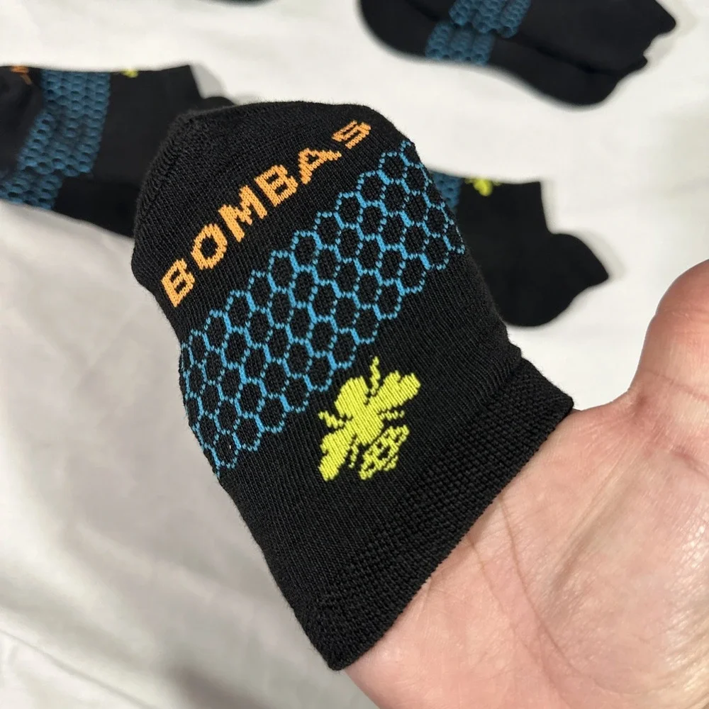 NEW Bombas [ KIDS XS 4-Pack ] Honeycomb Solids Ankle Socks  in Black‎ #T2148